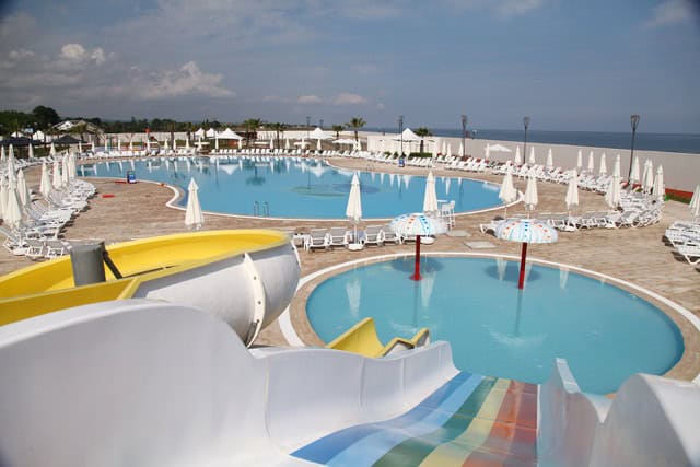 Kadınlar Plajı ve Kocaali Sosyal Tesisleri