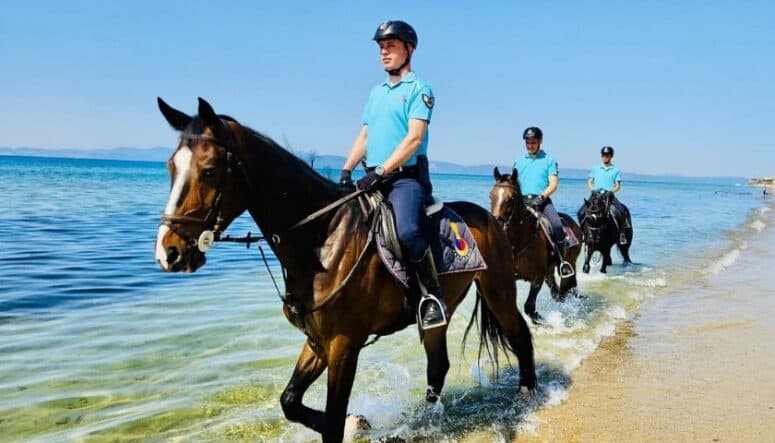 Ayvalık’ta Yaz Boyunca Atlı Jandarma Devriyesi Görev Yapacak