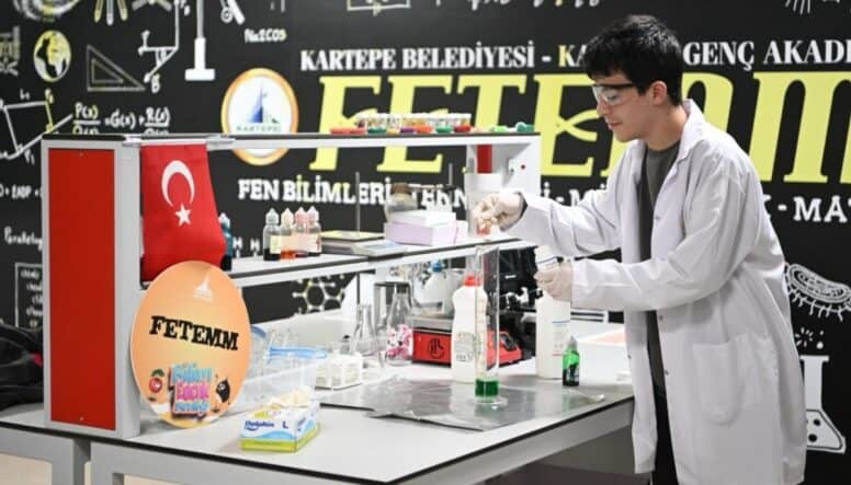 Kartepe Genç Akademi’de yeni eğitim yılı kayıtları başladı