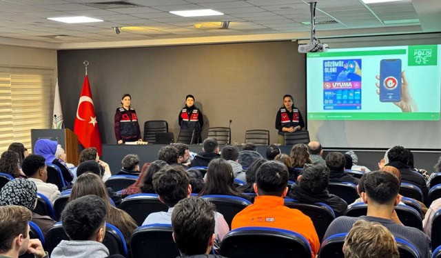 SUBÜ’de personele UYUMA ve KADES farkındalık eğitimi verildi