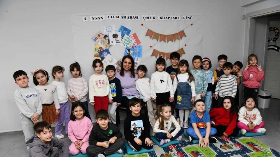 Balıkesir Bal Çocuk Gündüz Bakımevlerinde Felsefi Hikaye Okuma Etkinliğiyle Kitap Sevgisi Geliştiriliyor