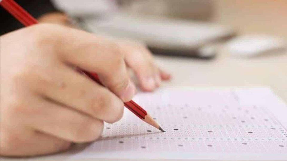 LGS Merkezi Sınavı Başvuru Süresi 15 Nisan 2026'ya Kadar Uzatıldı