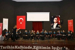 Bursa'da Otizm Farkındalığı İ&ccedil;in D&uuml;zenlenen Programda Kapsayıcı Eğitim Vurgusu Yapıldı